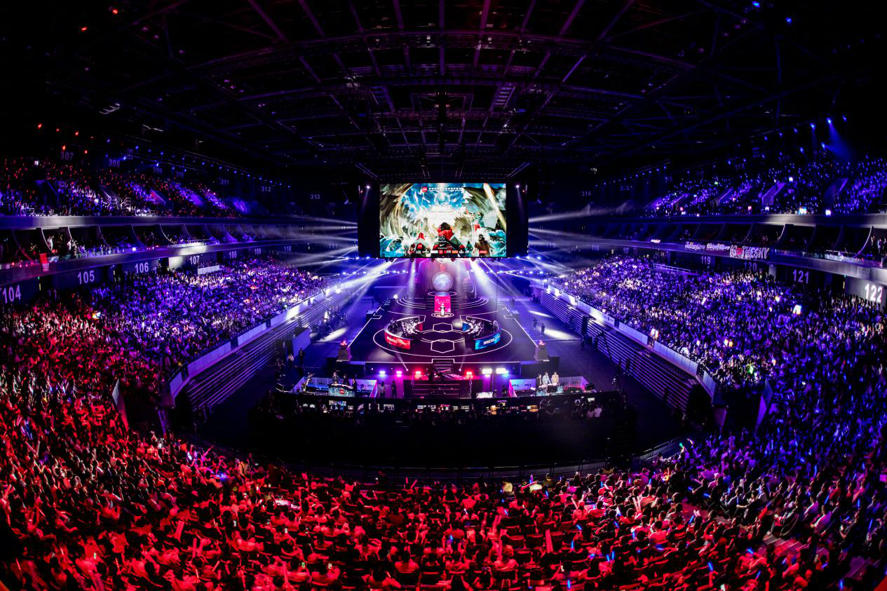 Wayward展现TES上单英雄池深度：上单小炮领衔冷门英雄练习